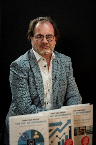 Hans Van Heghe, co-founder of AuthorityBase.eu.